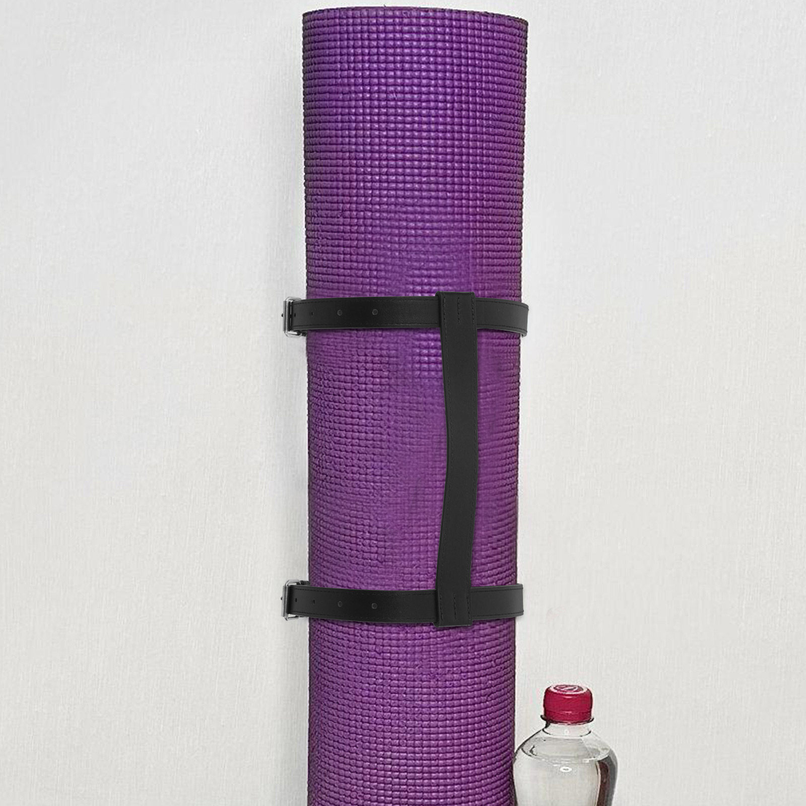 Outdoor Camping Rugs - Stylish PU Blanket Strap for Picnic