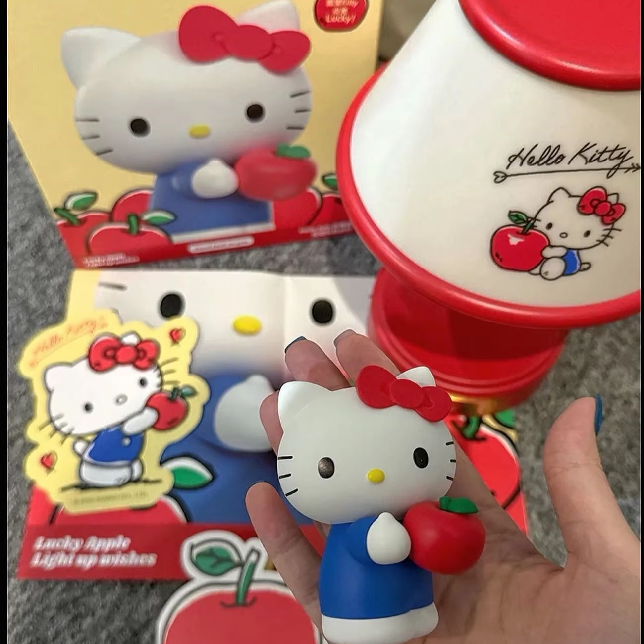 New Kawaii Sanrio HelloKitty C - Camp Table Folding recensie en prijs